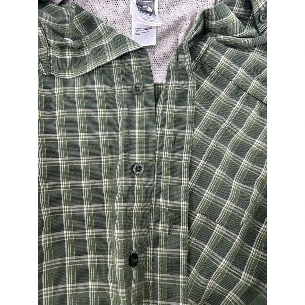 The North Face Button Down Shirt Mens Green Plaid Long Sleeve Collared Large